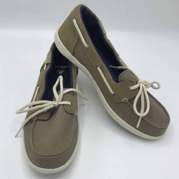 crocs walu boat shoe